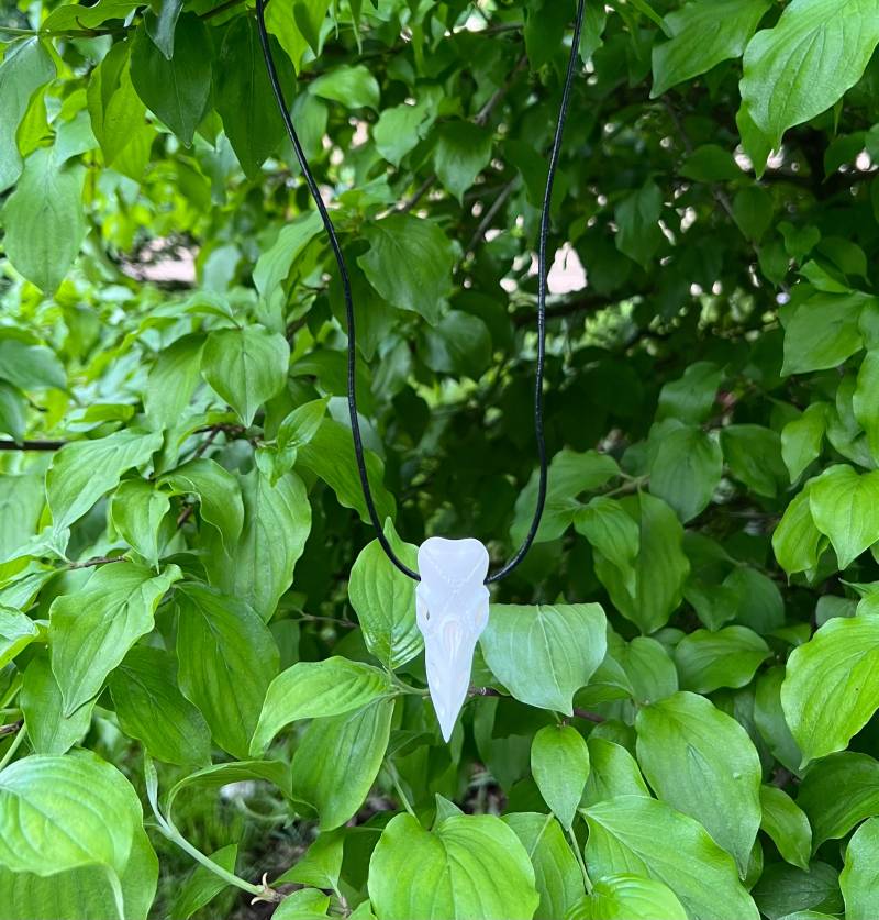 Halskette Rabe Halskette Rabe von YrsasBrandmalerey