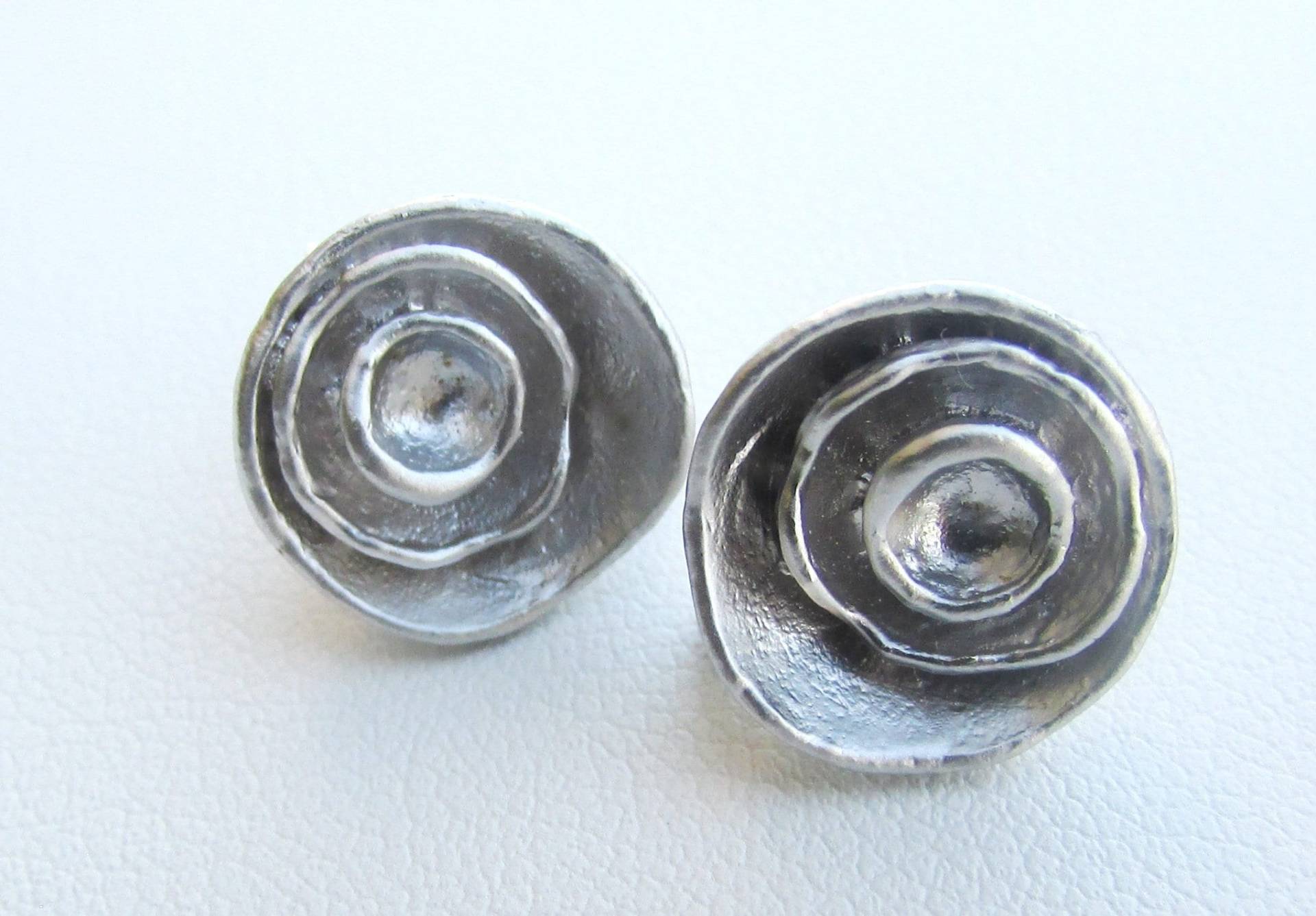 Mattrhodinierte, Filigran Plattierte Ohrringe Mit 92, 5Er Silberstecker Mattrhodinierte, Filigran Plattierte Ohrringe Mit 92, 5Er Silberstecker von YsArt