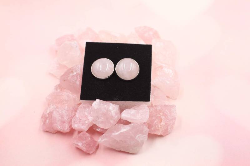 Rosenquarz Ohrstecker, 14mm Runde Edelstein Ohrstecker von YseraJewelry