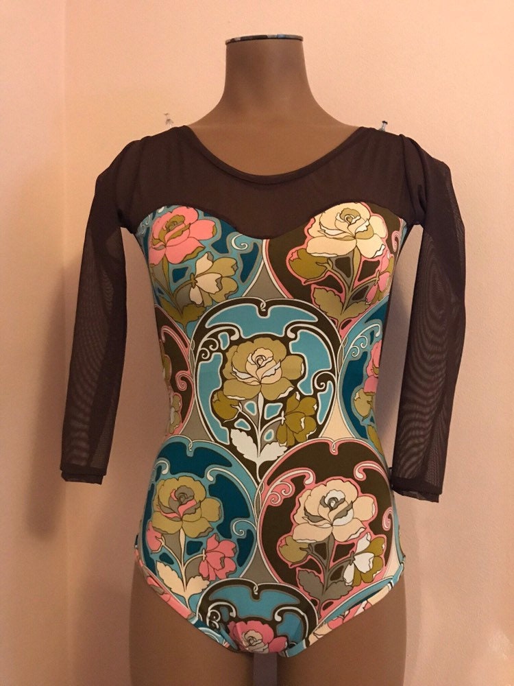 Neue Deco Rosen Druck Bereit Zum Versenden Von Trikot-Ballett-Trikot Yukitard Neue Deco Rosen Druck Bereit Zum Versenden Von Trikot-Ballett-Trikot Yukitard von Yukitard