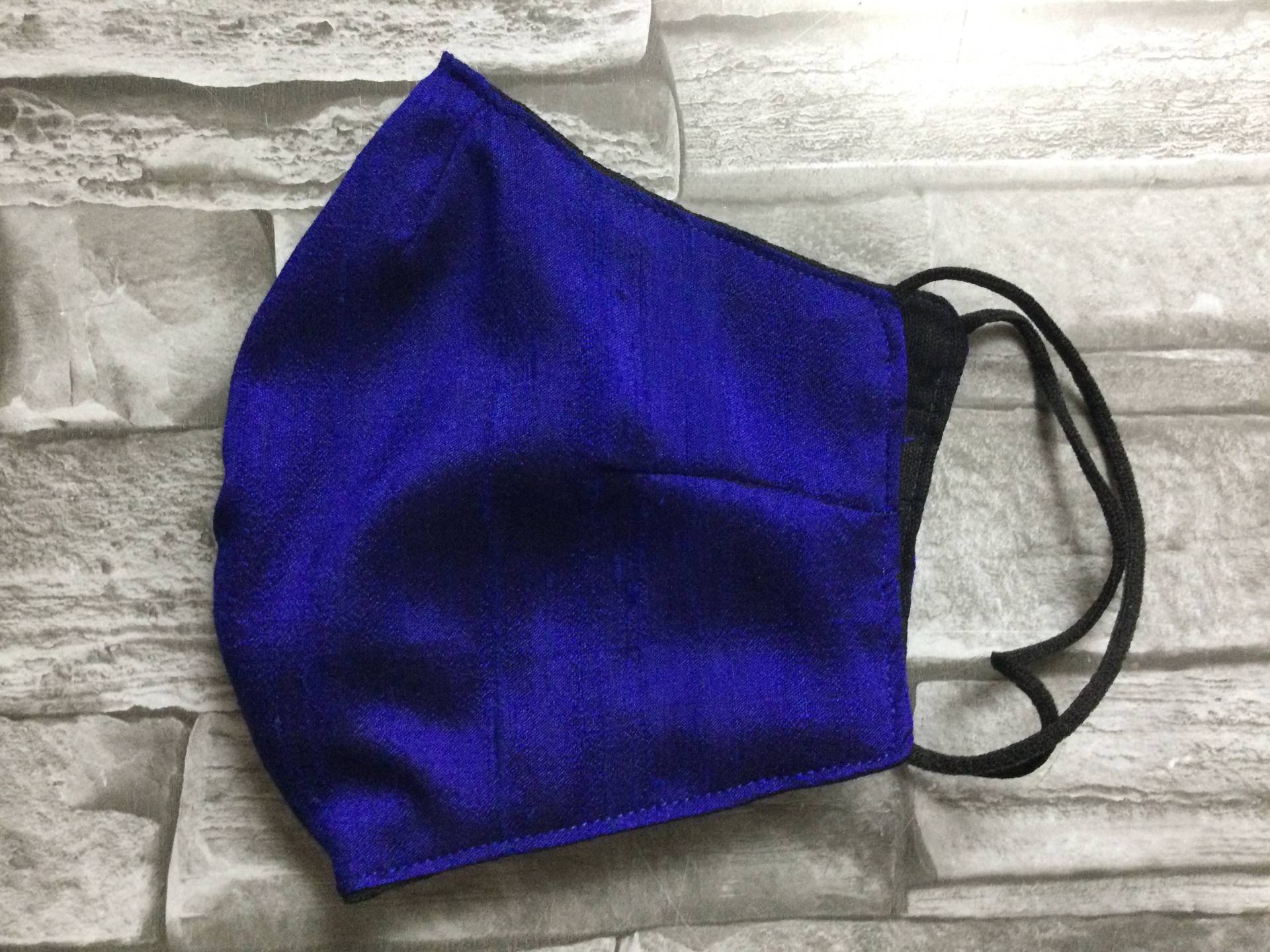Festliche Behelfsmaske Aus Dupionseide in Blau Festliche Behelfsmaske Aus Dupionseide in Blau von YukiwariSouShop