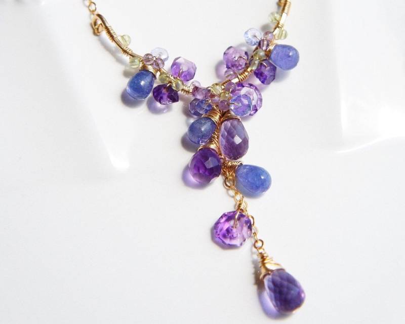Amethyst Und Tansanit Halskette 14K Gold Filled Lila Blau Edelstein Handgemachter Schmuck Amethyst Und Tansanit Halskette 14K Gold Filled Lila Blau Edelstein Handgemachter Schmuck von Yukojewelry