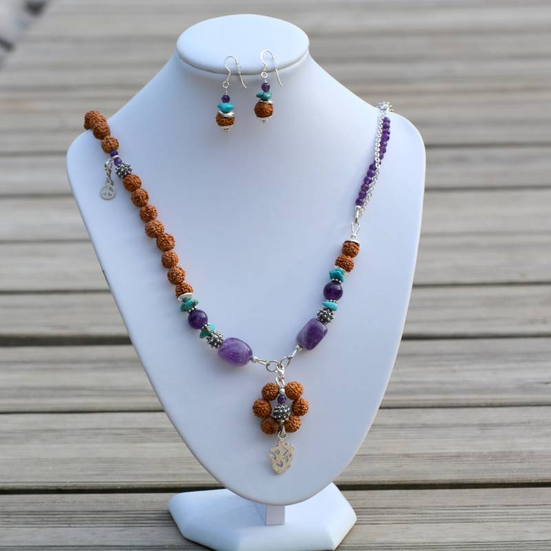 Bodhi Seeds Amethyst, Turquoise, Sterling Silver Beaded Necklace & Earrings von Yulahu