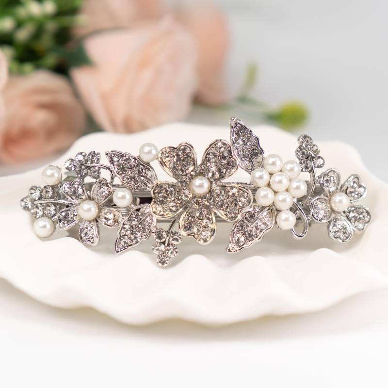 Elegante Kristall Und Perlen Haarspange - Boho Blumen Haarspange, Perfekt Für Abschlussball, Geburtstage & Geschenke Elegante Kristall Und Perlen Haarspange - Boho Blumen Haarspange, Perfekt Für Abschlussball, Geburtstage & Geschenke von YumiGiftery