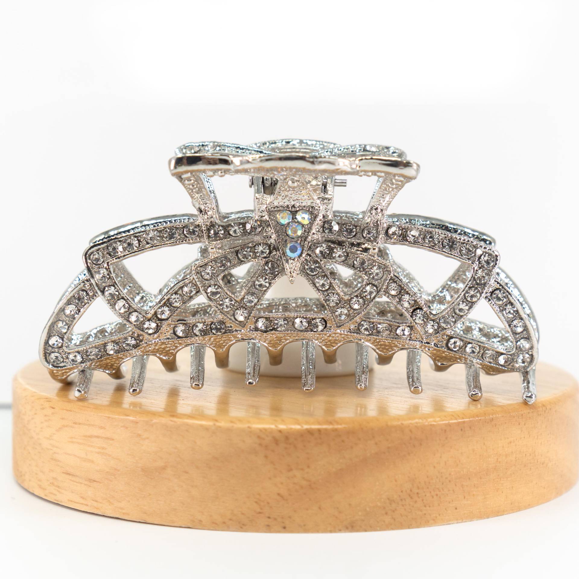 Womens Large Metal Hair Claw Clip Glänzende Strassstein Fliege Form Womens Large Metal Hair Claw Clip Glänzende Strassstein Fliege Form von YumiGiftery