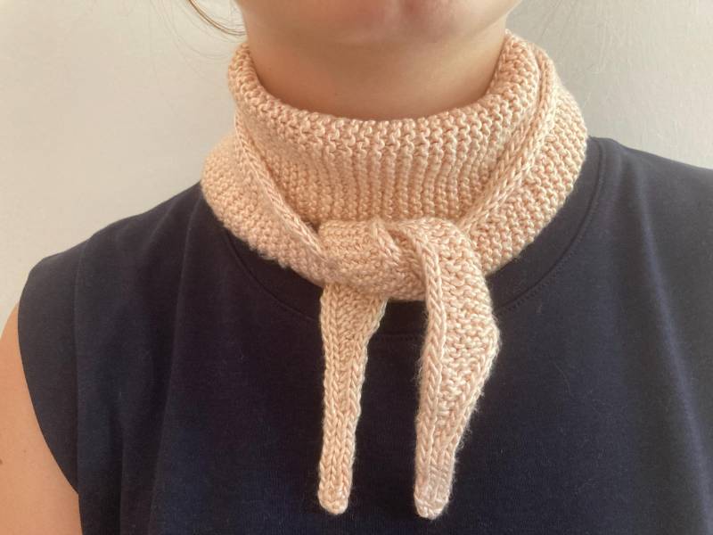 Sophiescarf, Sophie Schal, Kleiner Handgestrickt, Reine Maulbeeseide von YunaStrickwaren