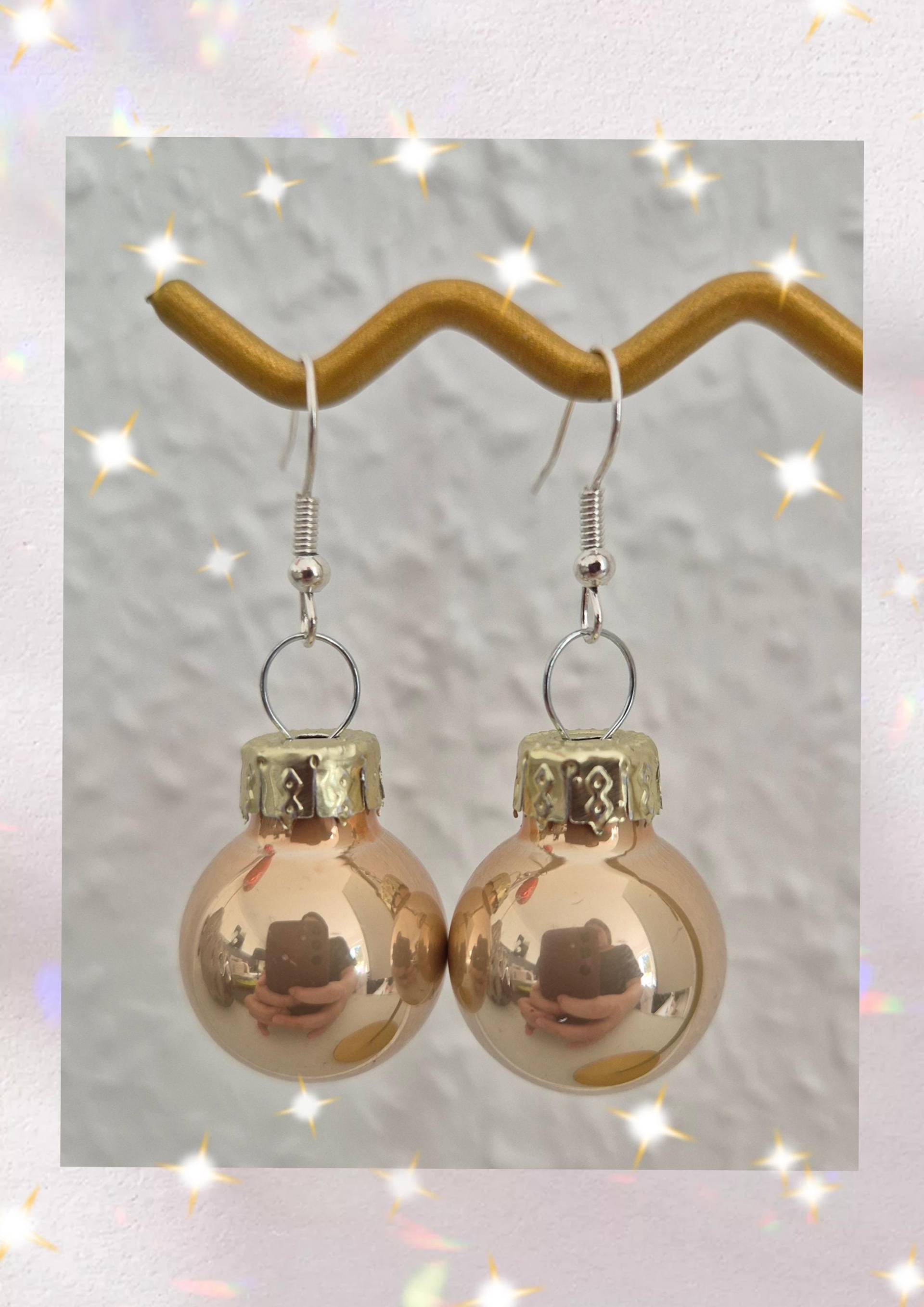 Handgefertigte Ohrringe Mit Christbaumkugel Echtglas Gold Geschenk Für Mama Tochter Kollegin Adventskalender Nikolaus Weihnachtsfeier von YuniqueHandmade