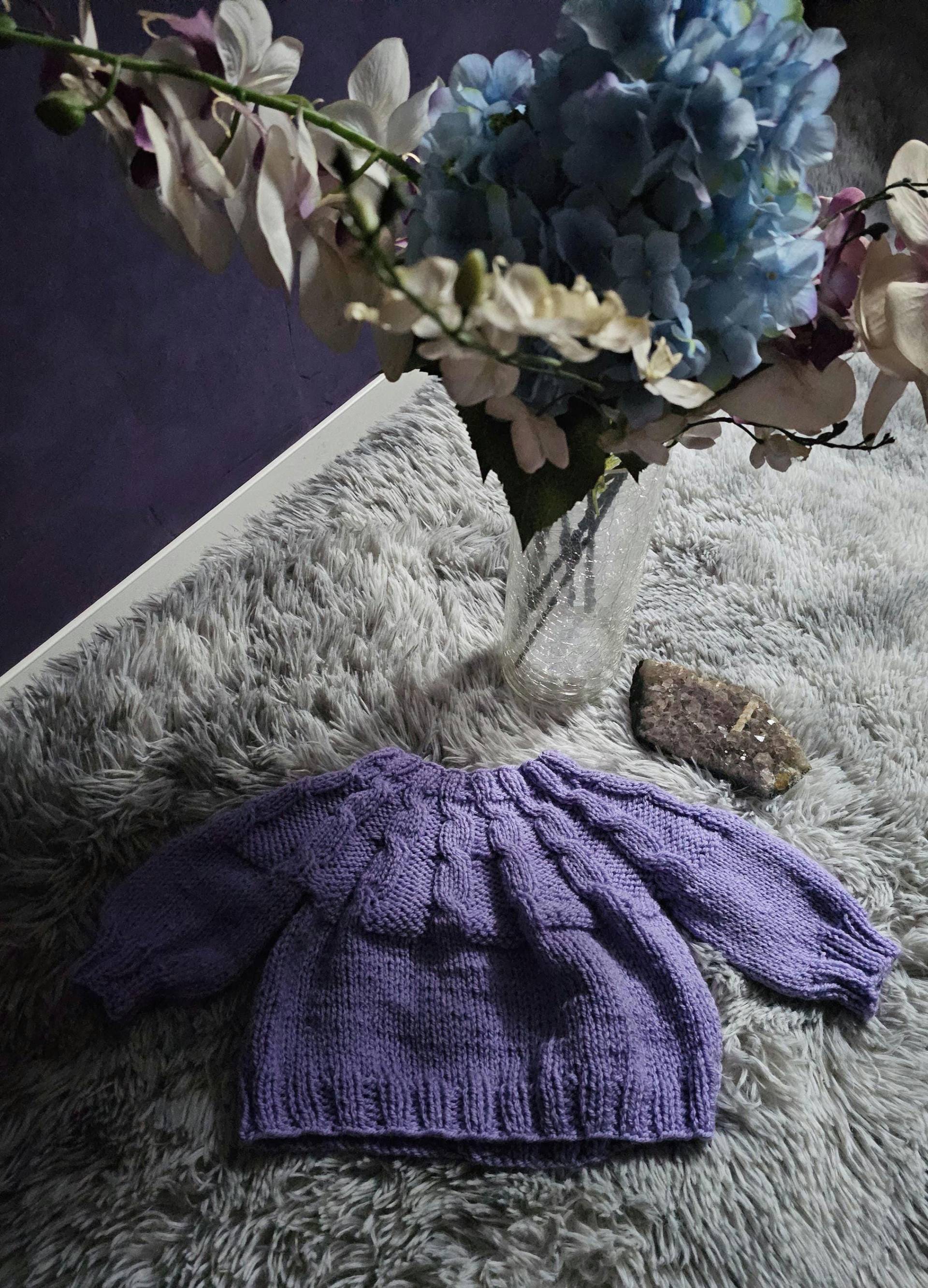 Handgestrickter Baby Pullover "Twister" von YvesKleineWelt
