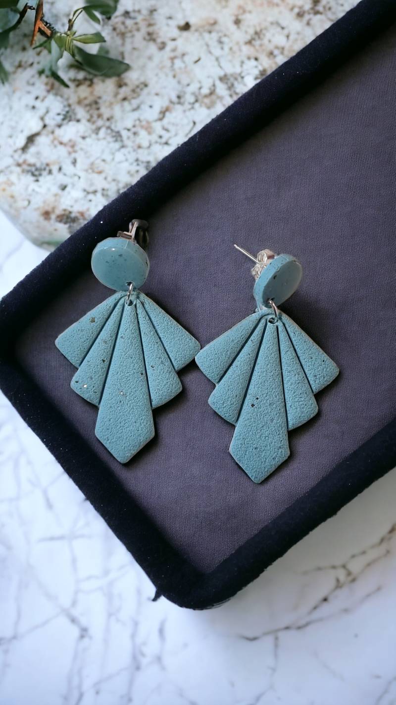 Hellblaue Ohrringe Aus Polymer Clay - Hängeohrringe Hellblau Türkis Glänzend Und Matt Statement Elegant Unikat Geschenk von YviCreation