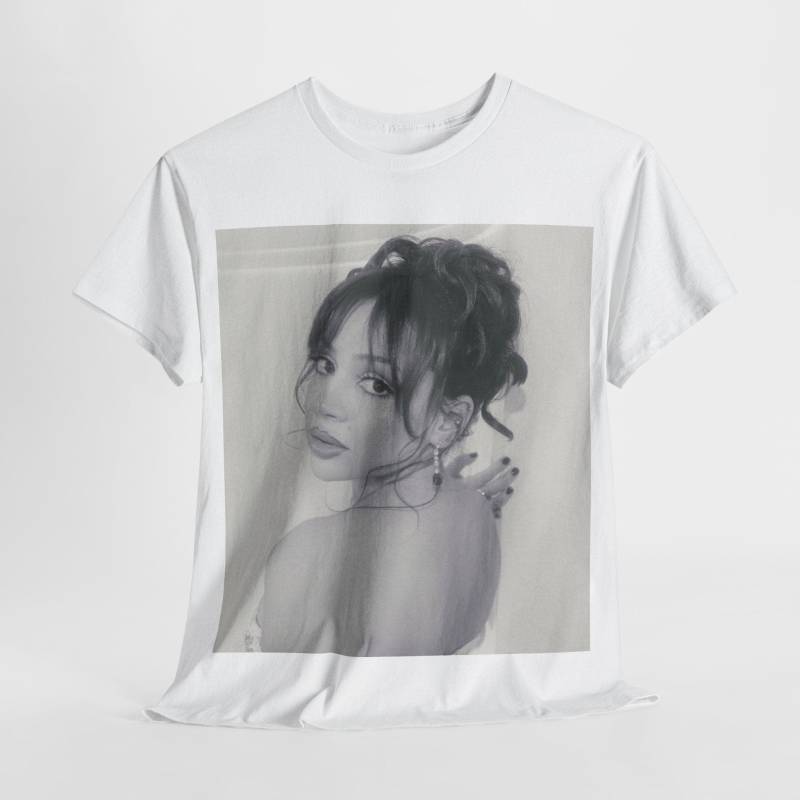 Ayliva T-Shirt in Liebe von YvipinkshopCo