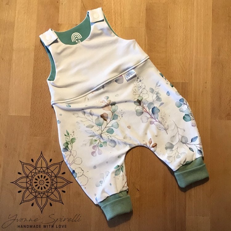strampler Baby | Romper Einteiler Babyanzug - Watercolor Eukalyptus in Größe 56 strampler Baby | Romper Einteiler Babyanzug - Watercolor Eukalyptus in Größe 56 von YvonneSpirelli