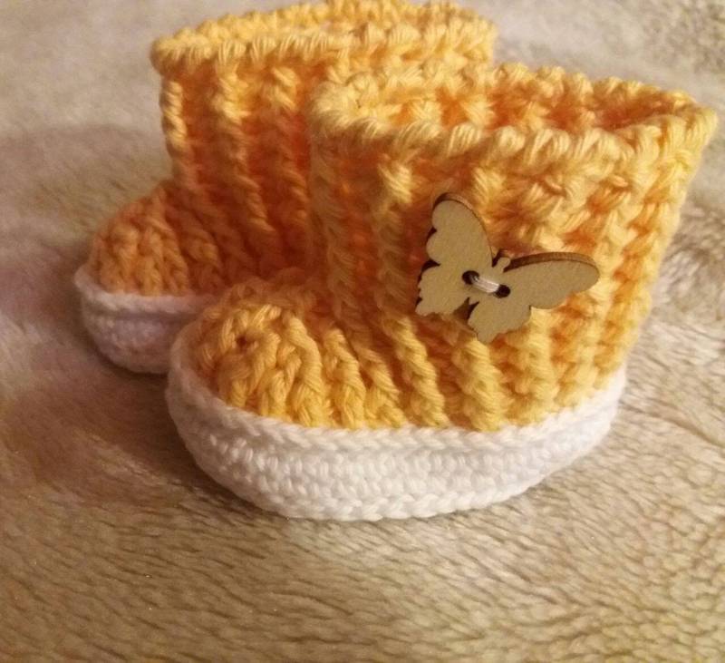 Süße Babyboots Für Babys Bis Zu 6 Monate von YvonnesHaekelshop