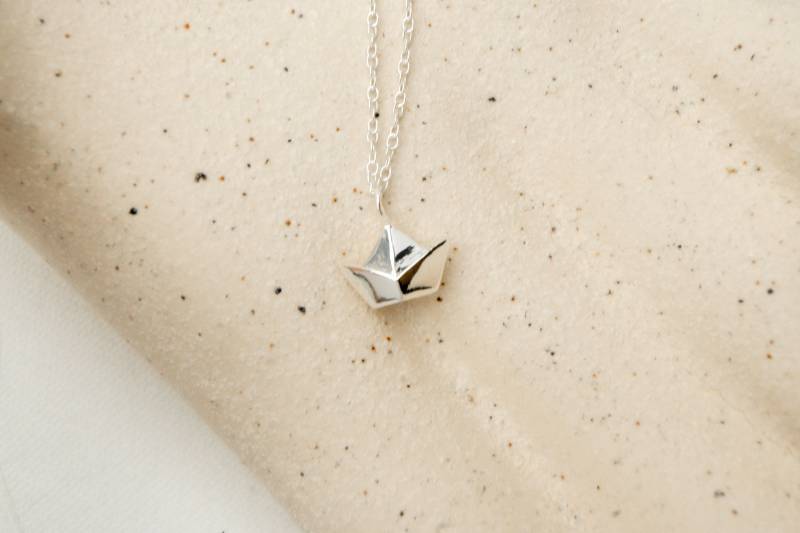 Origami Boot Halskette Aus 925Er Sterling Silber, Filigrane Mit Anhänger, Niedliche Kette Gefaltetem Minimal von ZAHOstudio