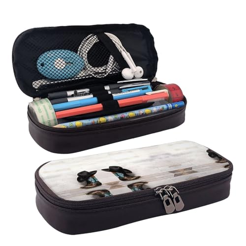 ZAQXSWCDEV Federmäppchen aus Leder, Cowboyhut und Stiefel, stilvolles braunes PU-Leder-Federmäppchen mit Reißverschluss und doppelseitigem Druck, perfekt für Schule, Büro, Reisen, Federmäppchen von ZAQXSWCDEV