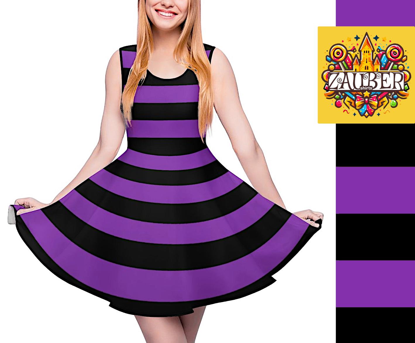 Süßes Ringelkleid Kleid Mit Lila Schwarzem Streifenmuster Lustiges Cosplay Cosplayer Kostüm Outfit Skaterkleid Violett Schwarz Gestreift von ZAUBERshirts