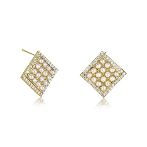 ZAVANA Große goldene Perlen-Ohrringe für Damen, goldene Ohrstecker für Frauen mit Kunstperlen, goldene Ohrringe mit kleinen weißen Perlen, große quadratische Statement-Ohrringe für Damen von ZAVANA