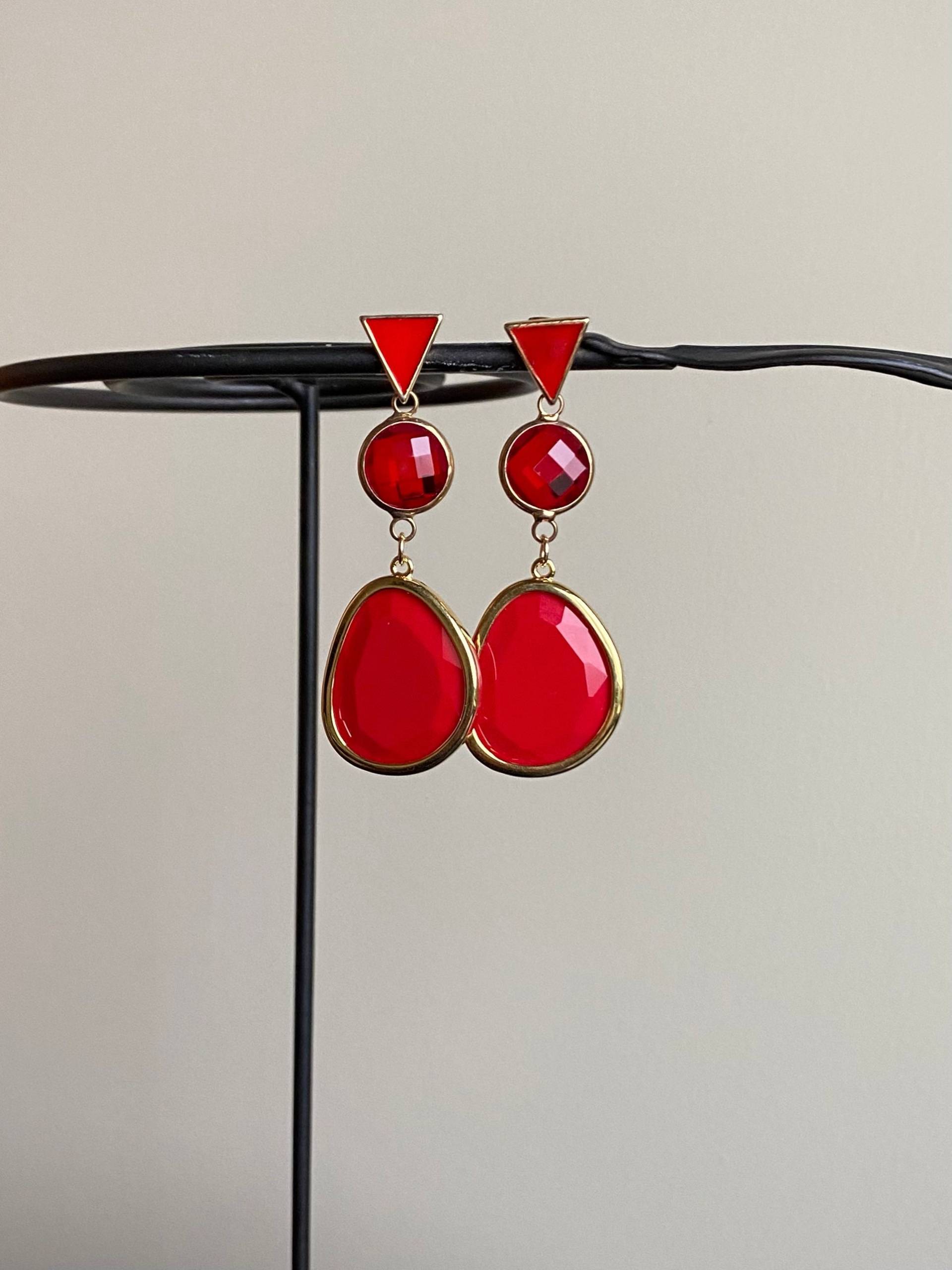 Gold- Und Rote Tropfenohrringe - Eleganz Vintage-stil Gold- Und Rote Tropfenohrringe - Eleganz Vintage-stil von ZBbijoux