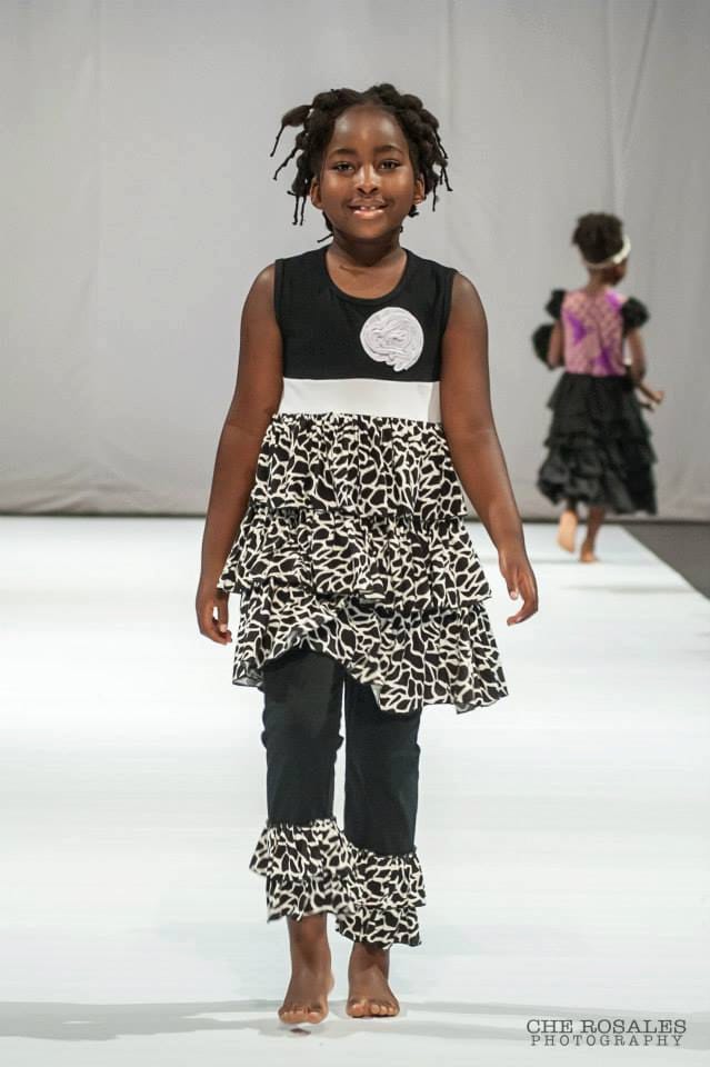 Giraffen Print Mädchen Kleid Mit Leggings 2-Teiliges Baumwoll Set von ZByOzi