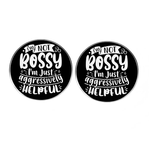 2 Stück "I'm Not Bossy I'm Just Aggressively Hilpful" runde Anstecknadeln, humorvolle und lustige englische Reversnadeln, Metalllegierungsabzeichen für Männer und Frauen von ZENRUIMING