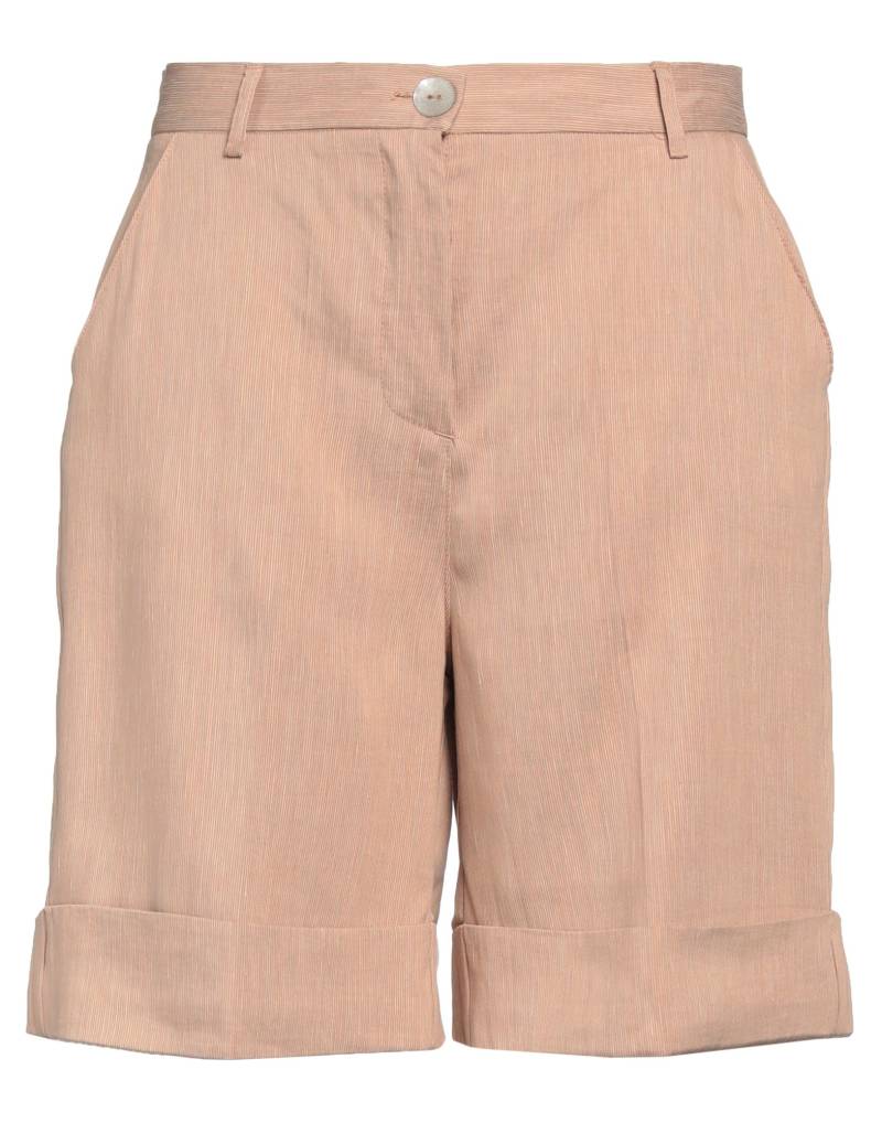 ZHELDA Shorts & Bermudashorts Damen Hellbraun von ZHELDA