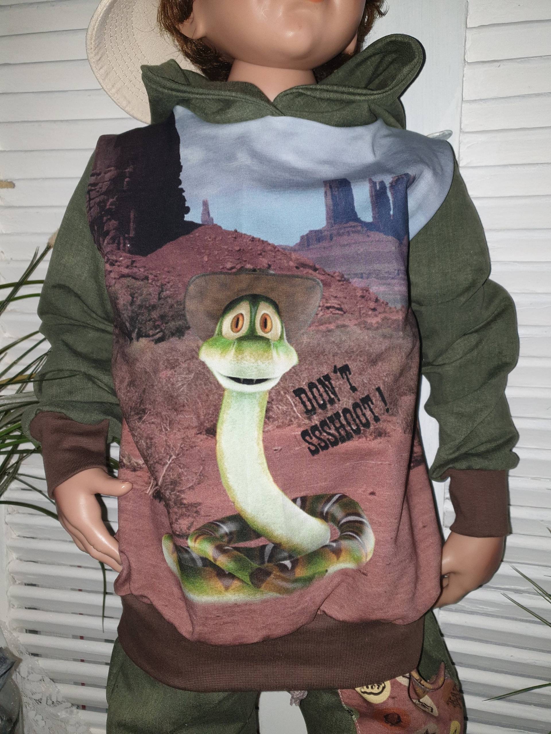 Hoodie Wilder Westen Schlange Gr.86-128 Handmade Zipfelzauber Kapuze Outfit Kinder Jungs Mädchen Jungen Sweat Hoody Lässig Kinder Oliv von ZIPFELZAUBER