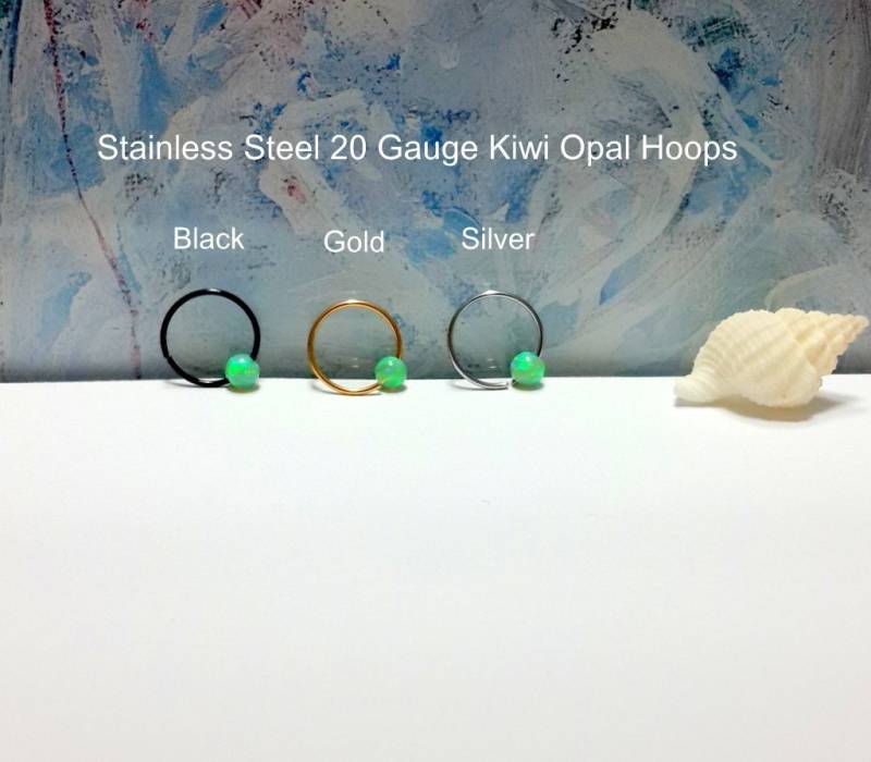 Kiwi Opal Ohrring 20G Edelstahl Knorpelring Kiwi Opal Ohrring 20G Edelstahl Knorpelring von ZLSteelBoutique