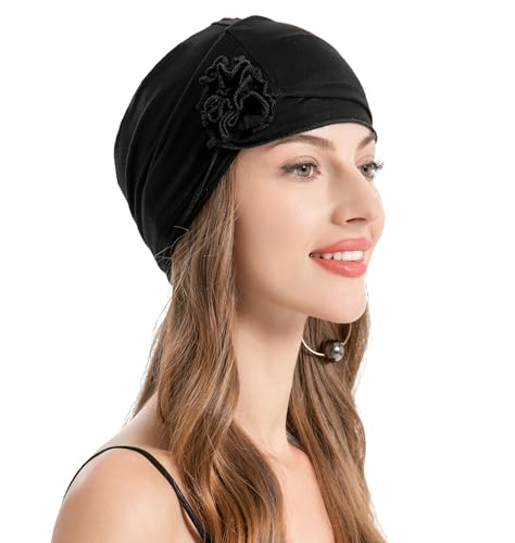 ZLYC Damen Summer Beanie Mütze Elastischer Chemo Hut mit Blumen(Plisseeblume Schwarz),Einheitsgröße von ZLYC
