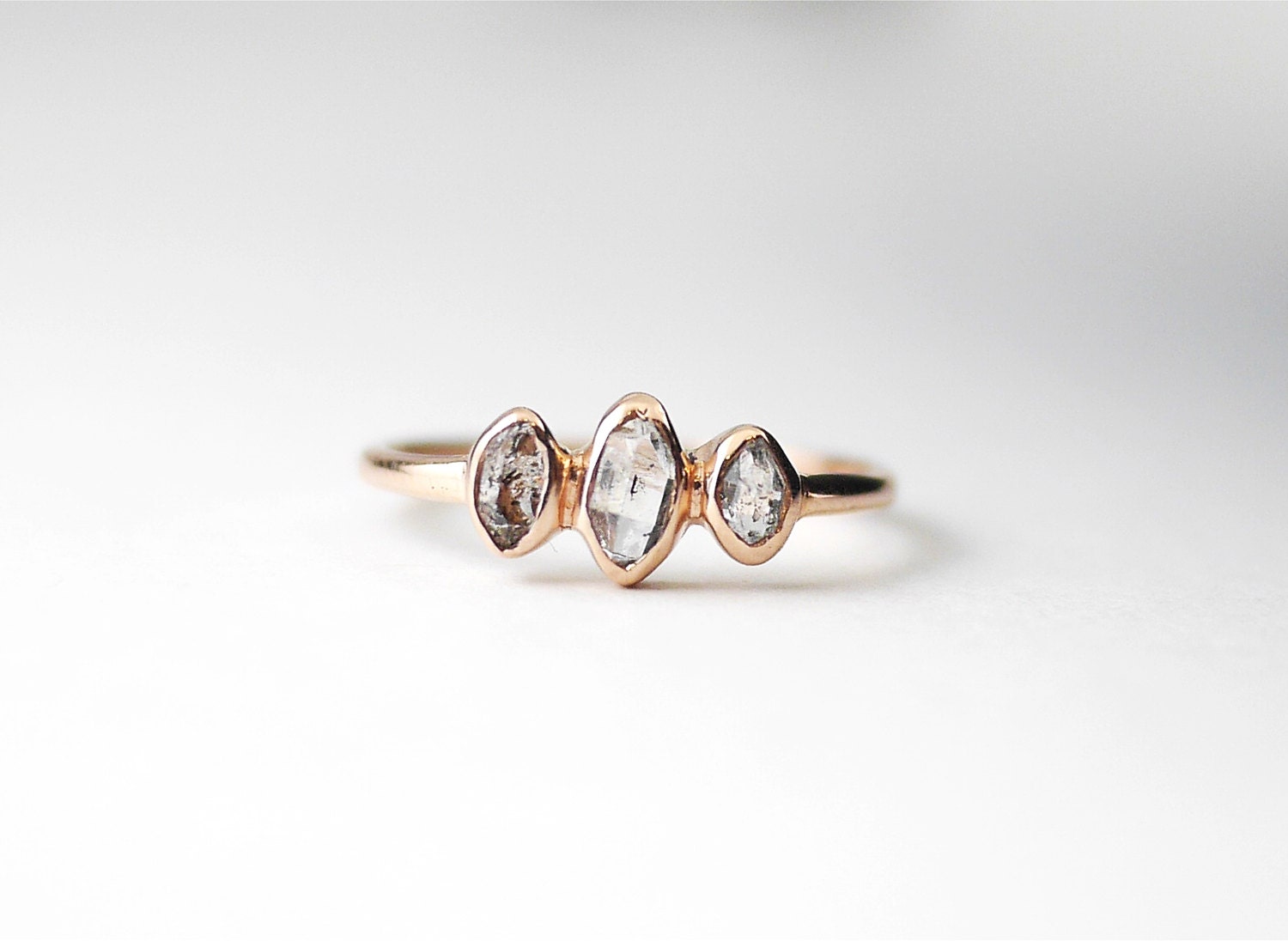Roségold Herkimer Diamant Ring | Ringe Für Freundin Stapelringe Verlobungsring Mit Steinen Roségold Herkimer Diamant Ring | Ringe Für Freundin Stapelringe Verlobungsring Mit Steinen von ZUMARI