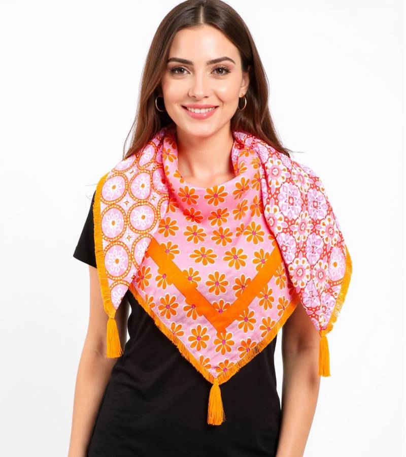 ZWILLINGSHERZ Pricilla Vierecks-Tuch mit Blumen und Ornamenten im Retro Design Mode-Tuch 3016Q-1008-6 Orange/Bunt von ZWILLINGSHERZ