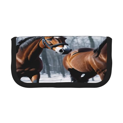 ZXMDZTSS Federmäppchen aus Segeltuch, Motiv: Pferde im Schnee, stilvolles zweifarbiges Design, Make-up- und Schreibwaren-Organizer für Schule, Reisen, Schwarz , Einheitsgröße, Reisetasche von ZXMDZTSS