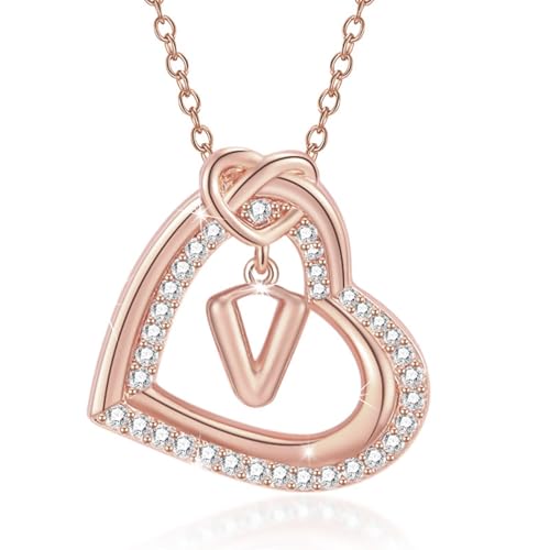 ZYKEJJDDAK Elegante Halskette mit Herzanhänger aus Legierung mit Initialen und schillernden Zirkonia für den täglichen Gebrauch, lässig, stilvoll, 2cm, Metall, Kein Edelstein ZYKEJJDDAK Elegante Halskette mit Herzanhänger aus Legierung mit Initialen und schillernden Zirkonia für den täglichen Gebrauch, lässig, stilvoll, 2cm, Metall, Kein Edelstein von ZYKEJJDDAK