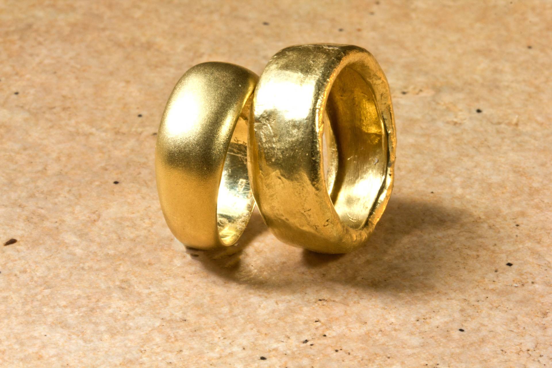 14K Gold Eheringe Set, Für Sie Und Ihn Vintage Matching Bands, Dickes Goldband Ring Paare Passende Goldringe, Einzigartige Set von ZadokGold