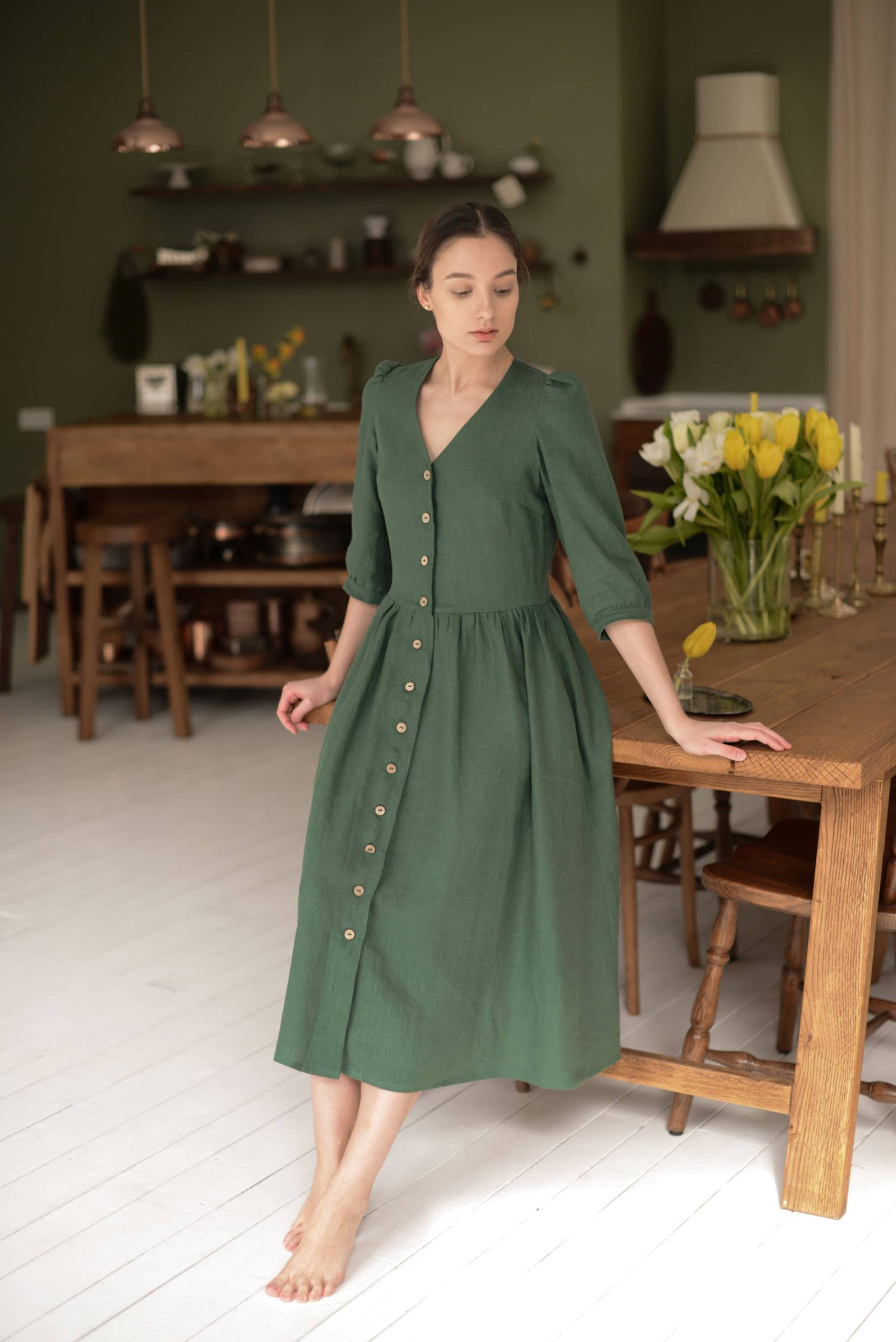 Sommer Leinenkleid, Leichtes Und Natürliches Kleid, Öko-Lebensstil, Frauen Leinenkleid von ZagravaUkrainian