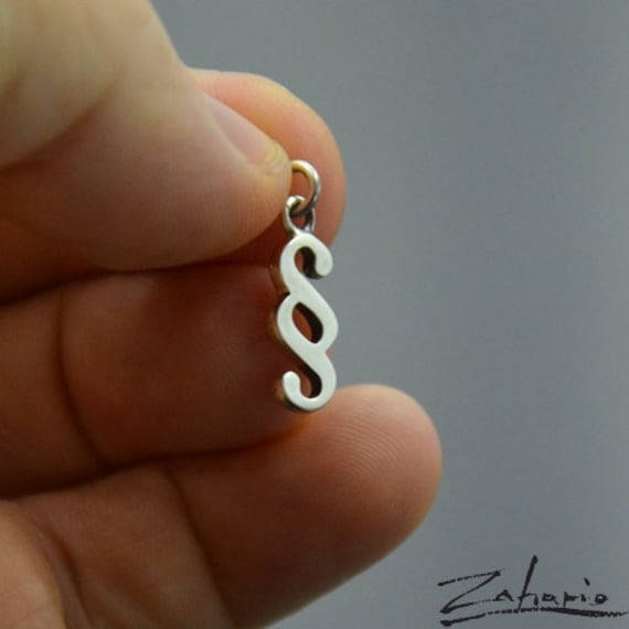 Anhänger Pragraph Silberfarben von Zahario