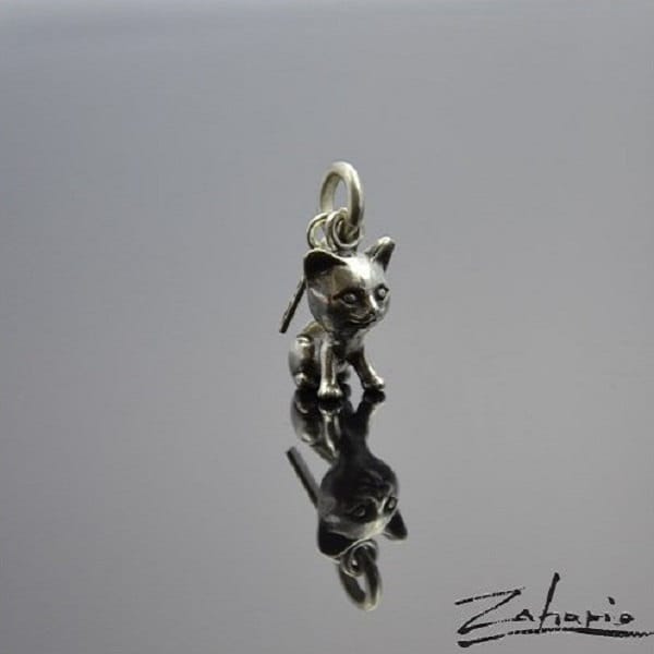 Anhänger Tiny Kitty Silberfarben von Zahario