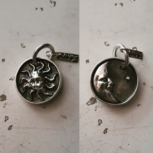 Anhanger Wachter Des Tages Und Der Nacht Silber von Zahario