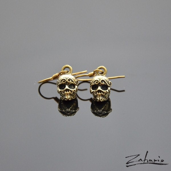 Ohrhänger Mit Ornamenten Totenköpfen Bronze von Zahario