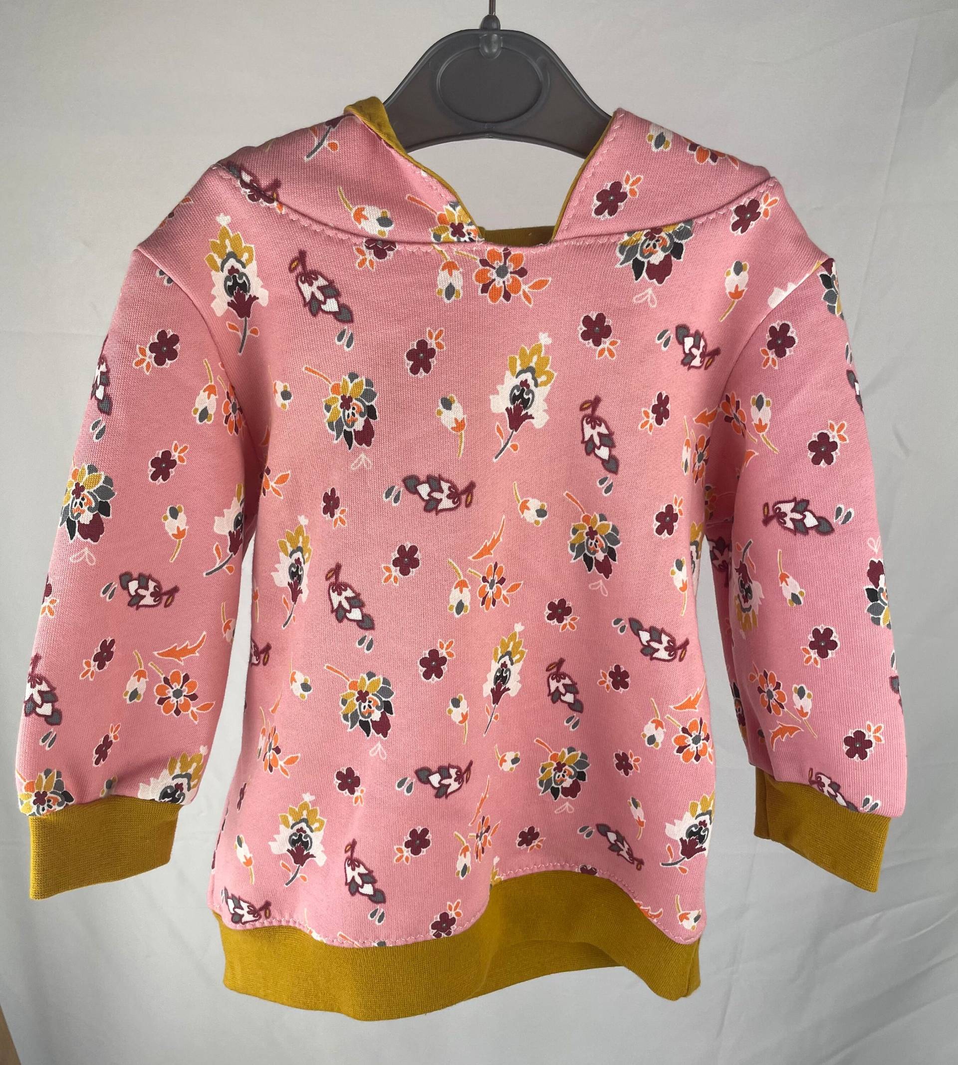 Handmade Kapuzenpullover von ZaidiNaehtBoutique