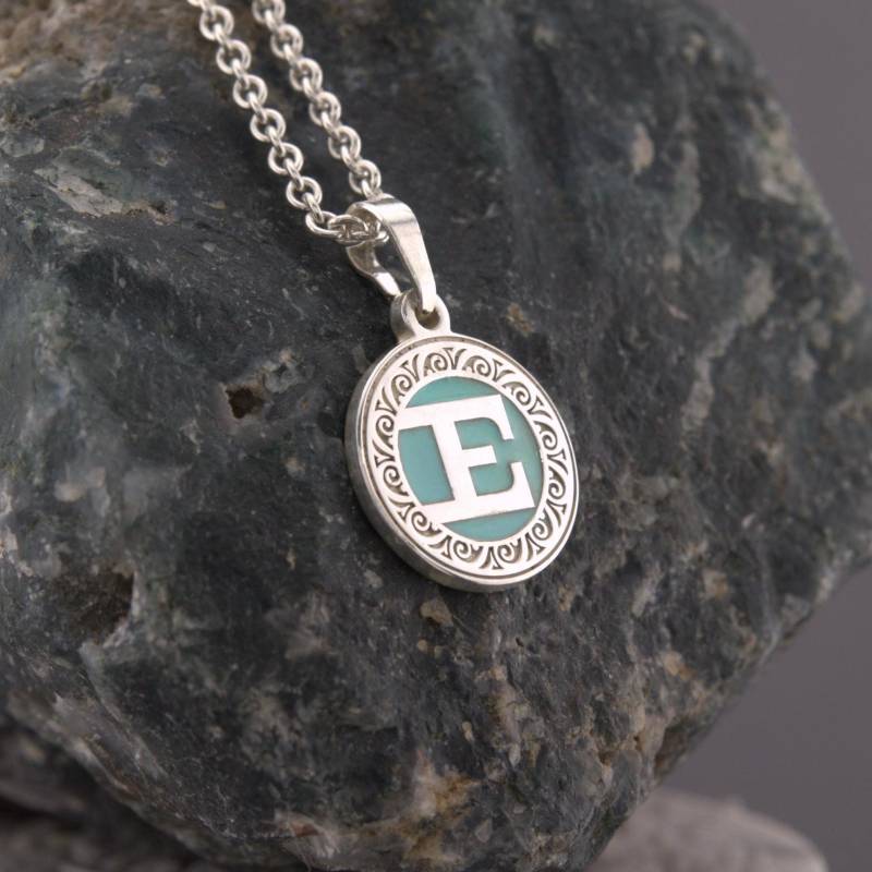 Personalisierte Buchstaben-Halskette - 925Er Silber Mit Uv-Emaille Runde Anhänger-Kette Anfangsbuchstabe Geschenk Für Sie Personalisierte Buchstaben-Halskette - 925Er Silber Mit Uv-Emaille Runde Anhänger-Kette Anfangsbuchstabe Geschenk Für Sie von ZakaSchmuck
