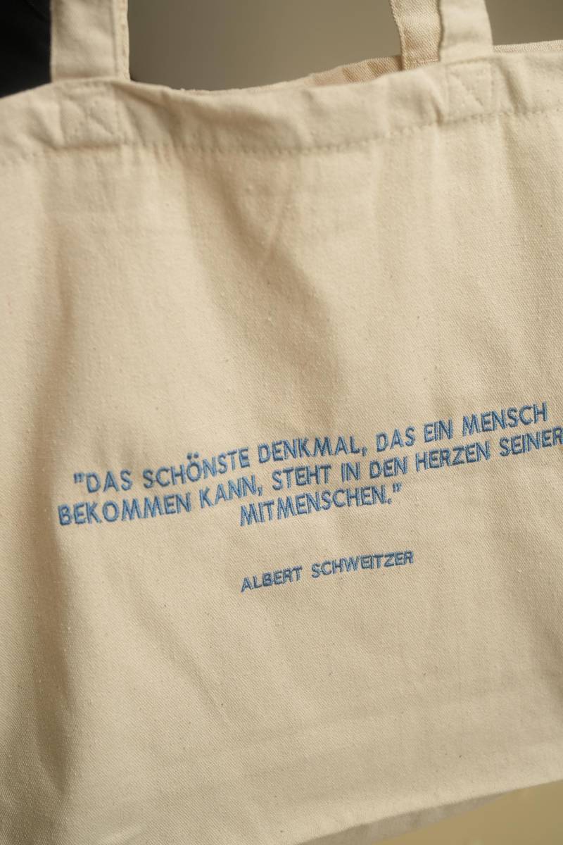 Personalisierte Stick-Tasche, Bestickt Mit Lieblingszitat, Songtext Oder Gedicht, Einzigartiges Geschenk, Custom Text Bag, Statementtasche von ZanyoShop