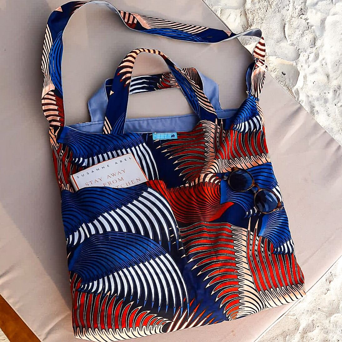 Wendbare Leinen/Kitenge Tasche Für Strand, Urlaub, Picknick, Stadtbummel, Handgenäht, Afrika, Sansibar, Leinentasche, Reversible, Nachhaltig von ZanziZanzi