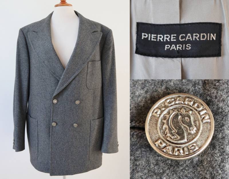 Graue Pierre Cardin Paris Jacke Silber-Knöpfe // Reine Wolle Made in France Graue Pierre Cardin Paris Jacke Silber-Knöpfe // Reine Wolle Made in France von Zappasvintage