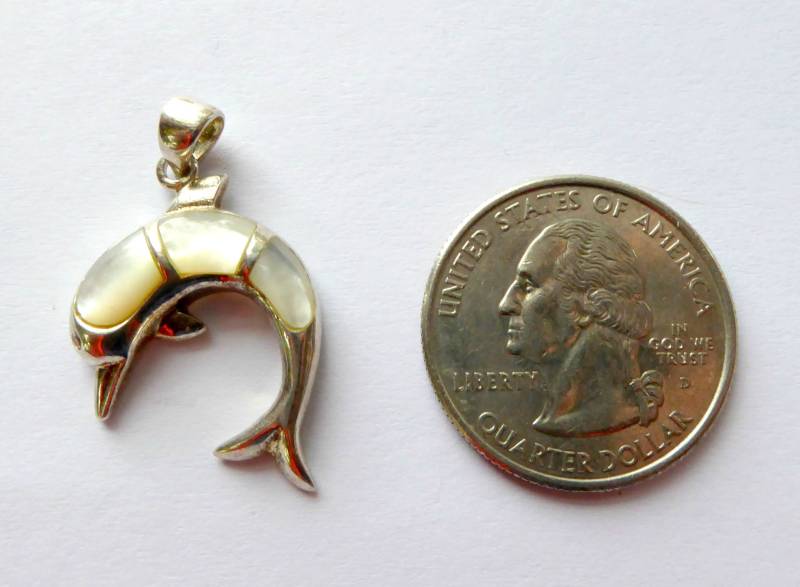Vintage 925 Perlmutt Delfin Anhänger von ZappoAire