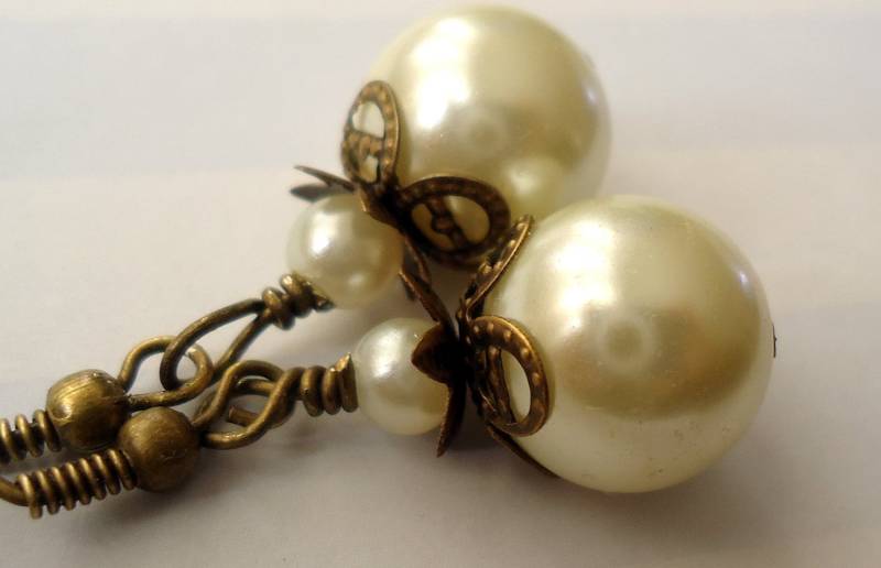 Elfenbein Ohrringe, Glasperlen Hochzeitsschmuck, Brautjungfer Off White Ohrringe Elfenbein Ohrringe, Glasperlen Hochzeitsschmuck, Brautjungfer Off White Ohrringe von ZareenDesigns