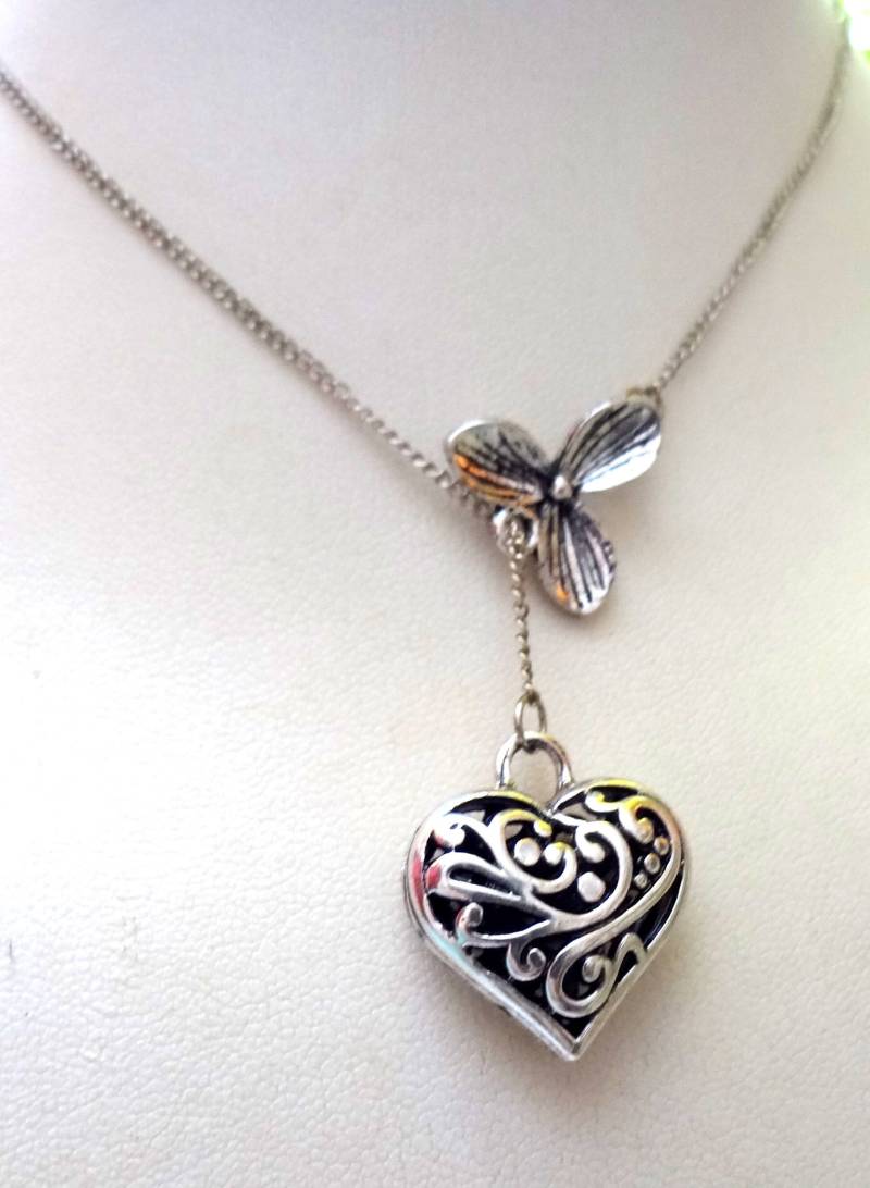 Filigrane Herz-Anhänger-Halskette Mit Orchideenblüte von ZareenDesigns