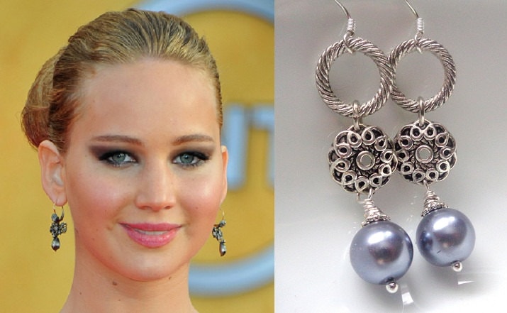 Graue Glasperlen-Ohrringe Antiksilber-Finish, Von Berühmtheiten Inspiriert von ZareenDesigns