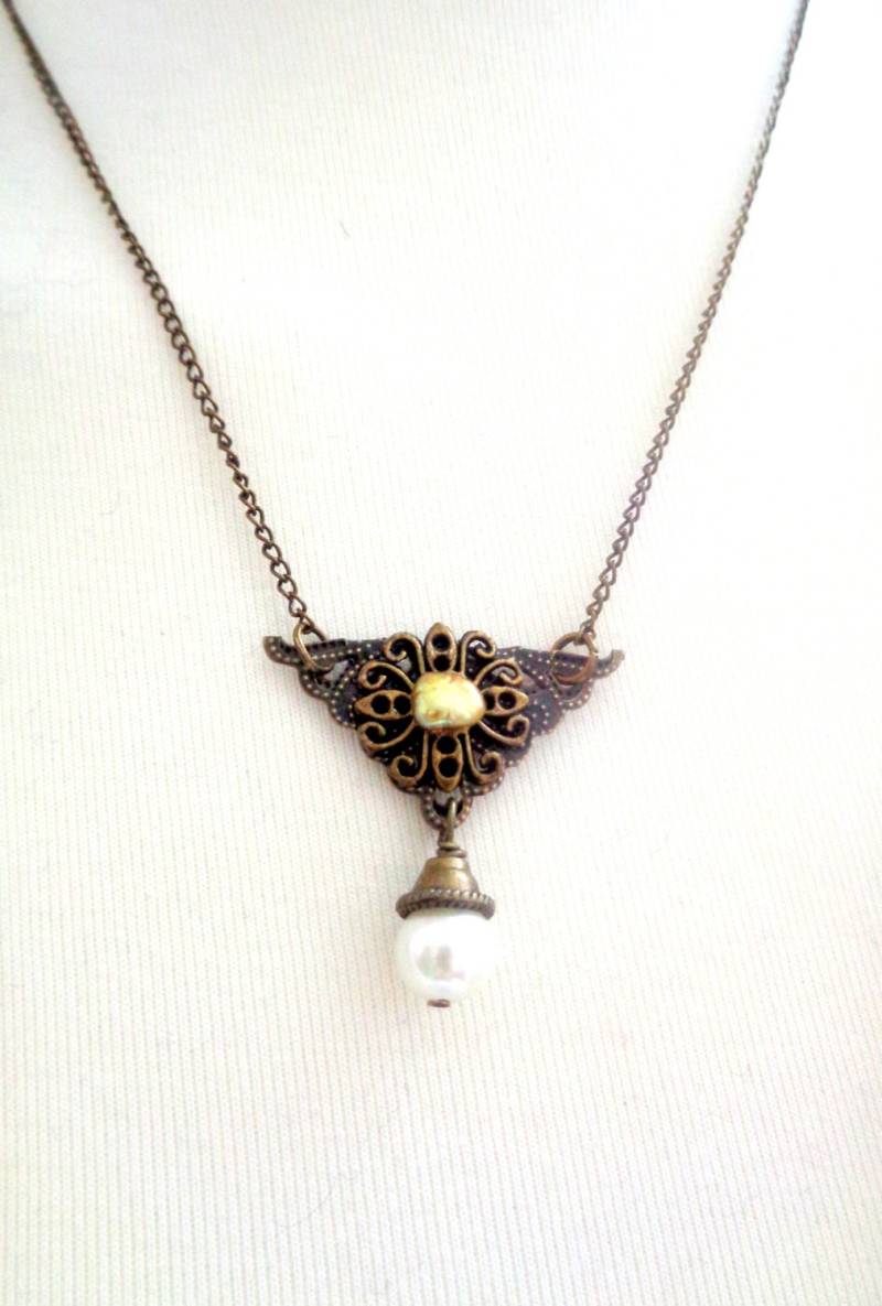 Perlen Anhänger Halskette Antike Messing Filigree, Boho Stil von ZareenDesigns