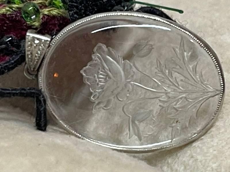 Anhänger Glas Blume Blüte Geschliffen Mohnblume Oval Außergewöhnlich Selten Geschenkidee Muttertag, Ostern Verspielt Liebenswert Zauberhaft von ZauberhaftMarvelous