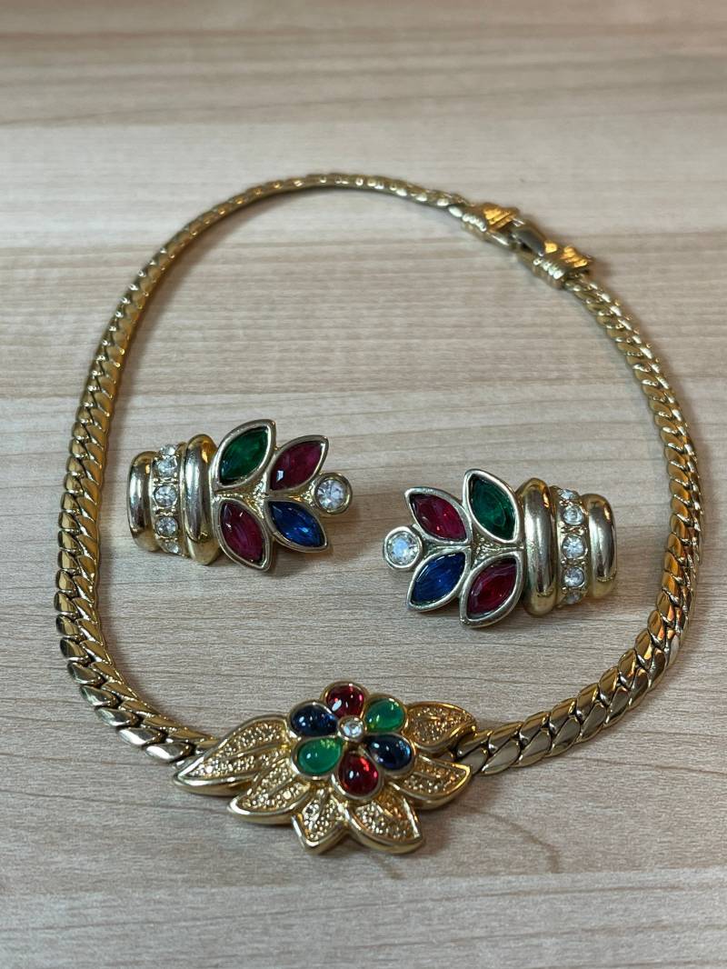 Designer Mode Schmuck Als Nachlass Großmutter Ensemble Goldfarben Schmucksteine Außergewöhnlich Auffällig Selten von ZauberhaftMarvelous