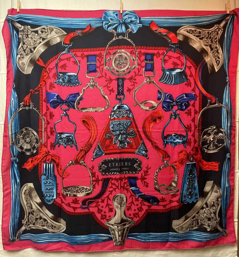 Hermes Tuch Carre Geant 140 cm Stola Pink Türkis Francoise De La Perriere Etriers Auffällig Collectible Hingucker Intensive Farben von ZauberhaftMarvelous